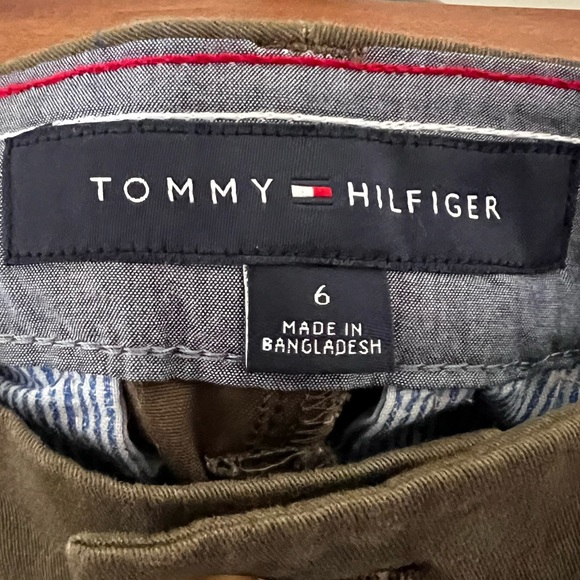 NWT Tommy Hilfiger Hampton Chino Pants, Olive Green, Size 6 - Picture 3 of 8